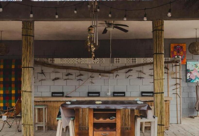 ホテル Tres Velas Surf