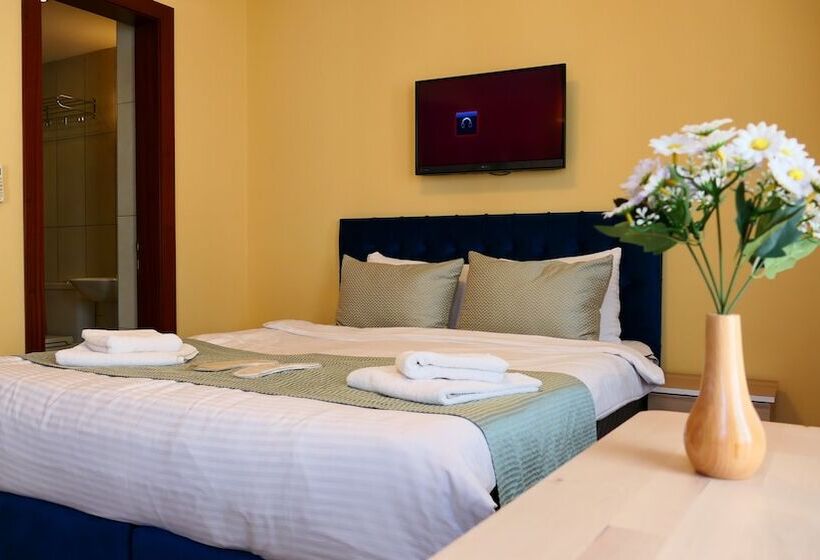 ホテル Taksim Stella Suites