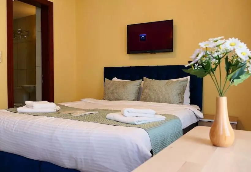 هتل Taksim Stella Suites