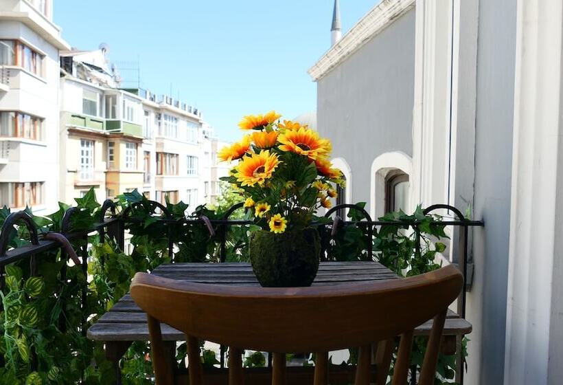 ホテル Taksim Stella Suites