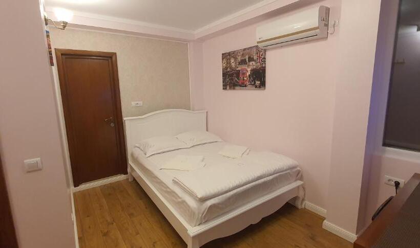 پانسیون Raluca Boutique