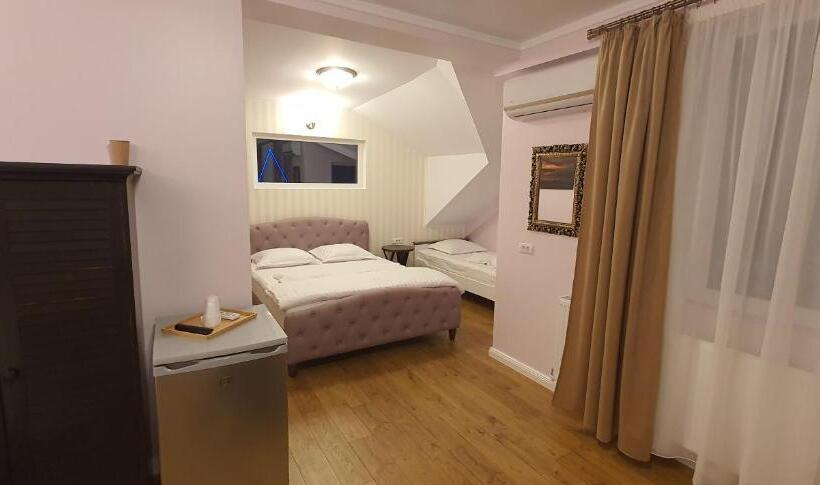 پانسیون Raluca Boutique