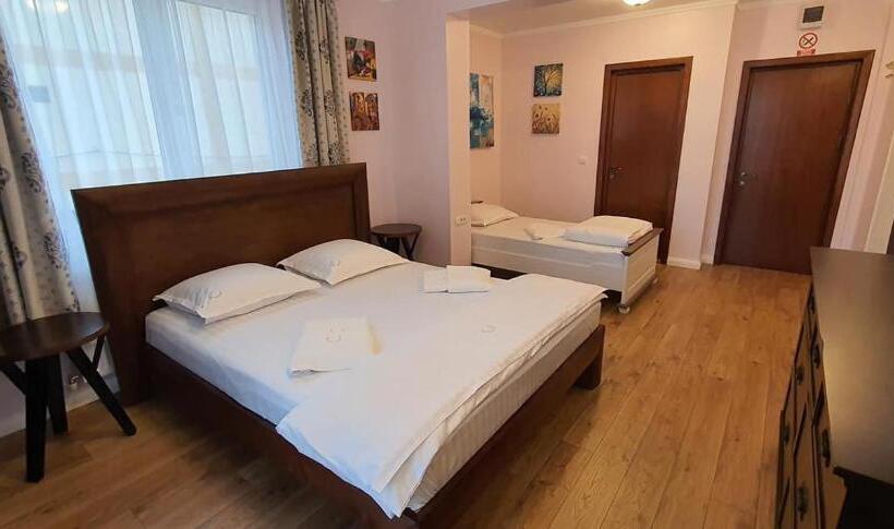 پانسیون Raluca Boutique