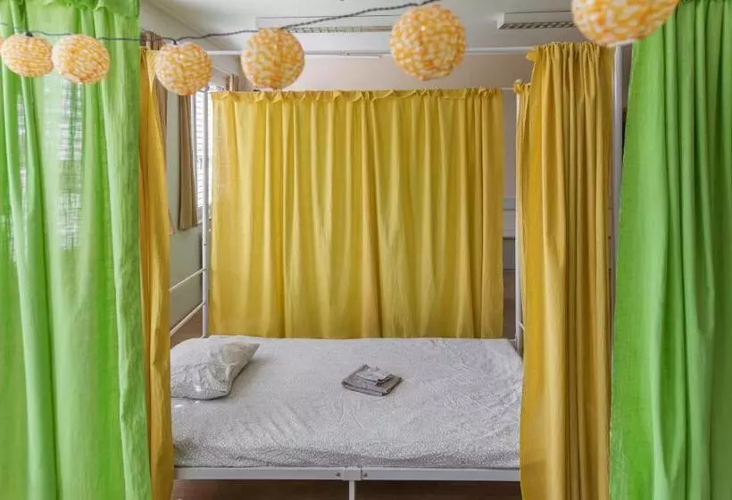Tej Hostel
