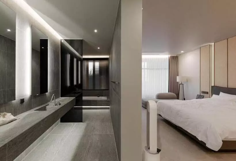 Daegu Suseong The Arco Hotel Lions Park