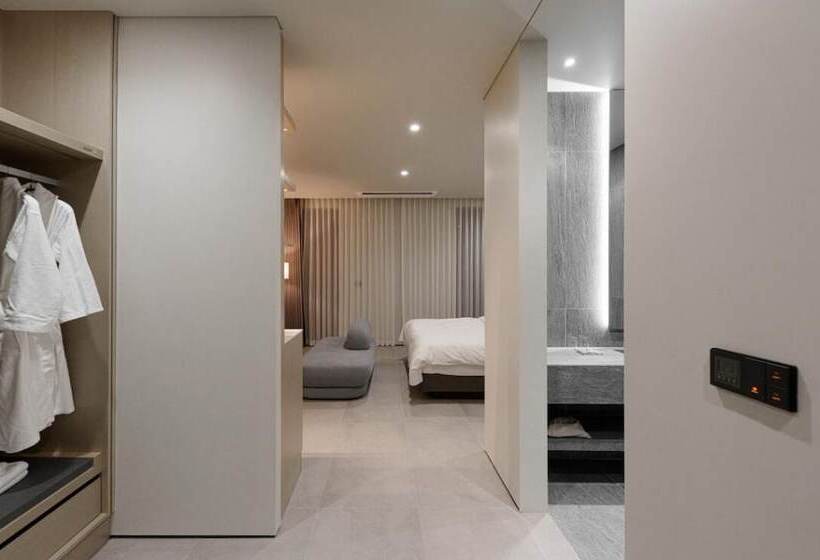 Daegu Suseong The Arco Hotel Lions Park