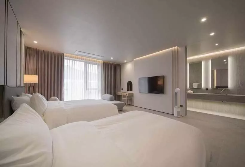 Daegu Suseong The Arco Hotel Lions Park