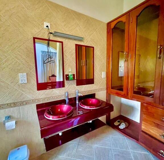 ペンション Wenzi Luxury Homes