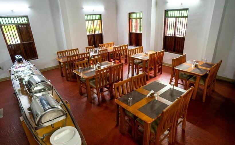 Kumarakom Heritage Resort & Ayurveda