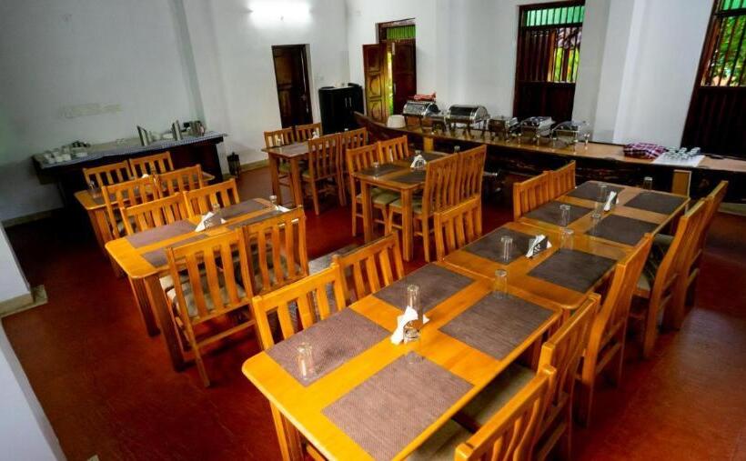 Kumarakom Heritage Resort & Ayurveda