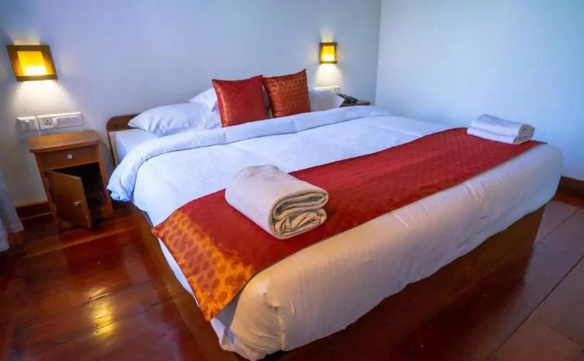 Kumarakom Heritage Resort & Ayurveda