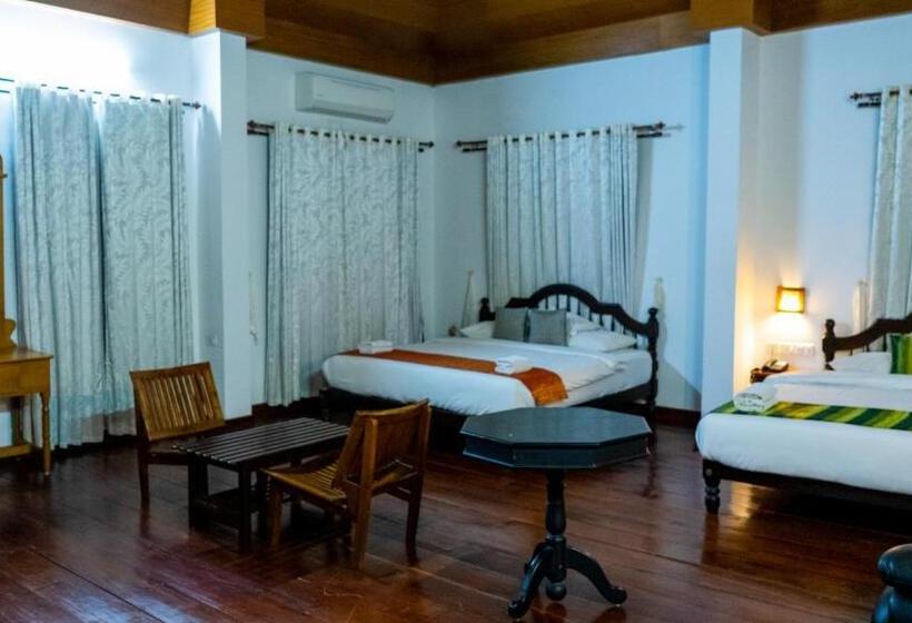 Kumarakom Heritage Resort & Ayurveda