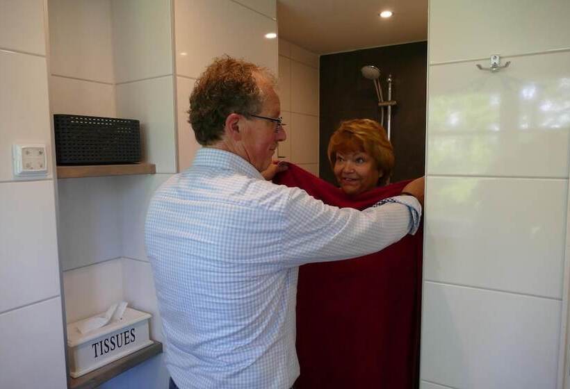 B&b Opdeparkkamp Met Laadpaal Voor Elektrische Auto S