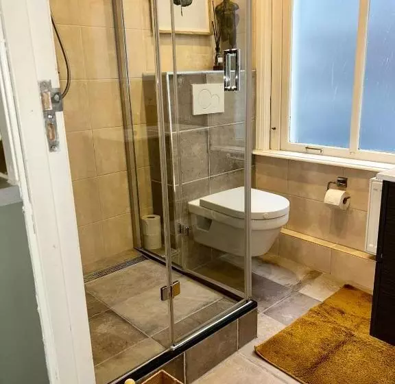 تختخواب و صبحانه Amsterdam 4 Holiday Guestrooms