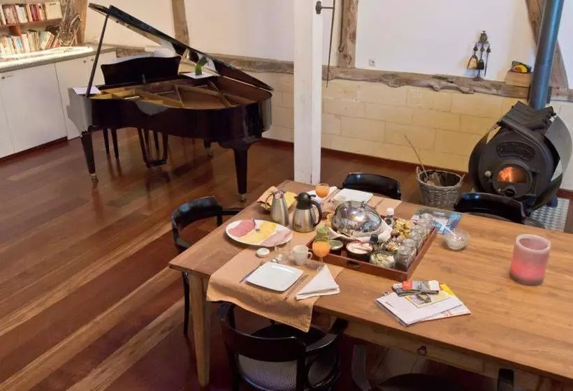 تختخواب و صبحانه Bed En Breakfast Hof Van Wolder