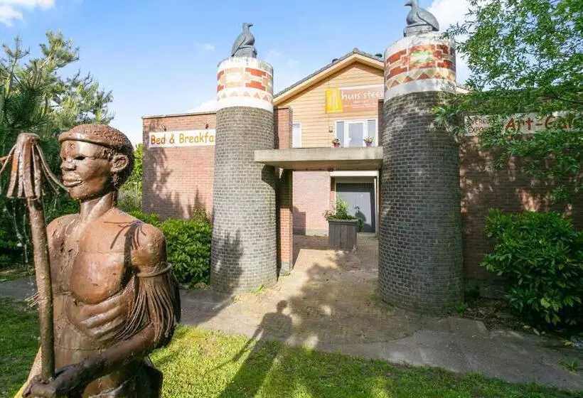 Bed and Breakfast Huis Van Steen