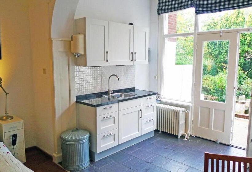 Bed & Breakfast Walenburg