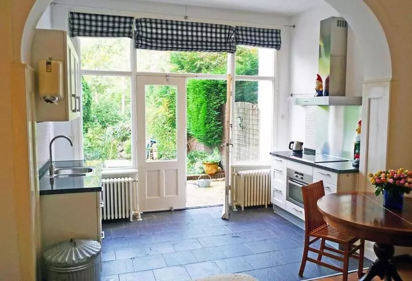 Bed & Breakfast Walenburg