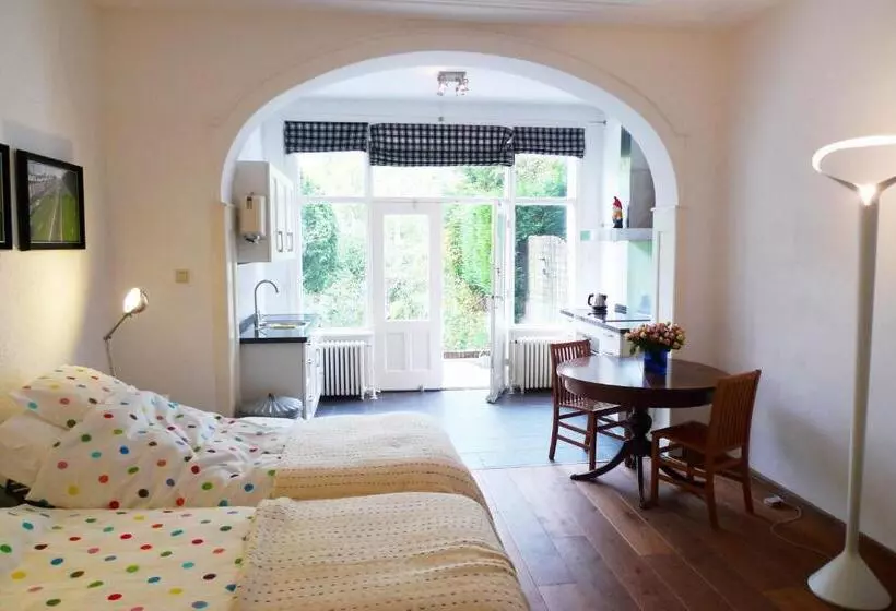 Bed & Breakfast Walenburg