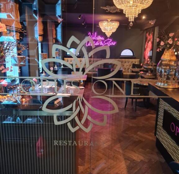 Boutique Hotel Opus One