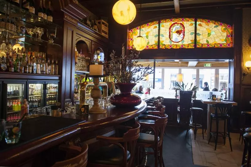 ホテル Et Le Cafe De Paris