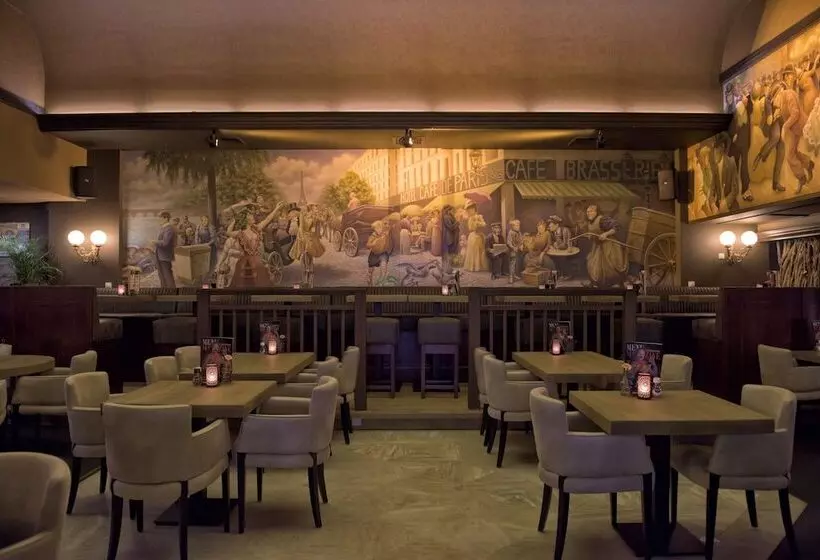 ホテル Et Le Cafe De Paris