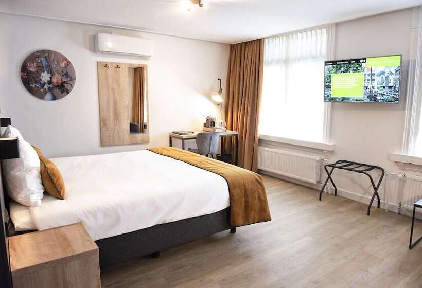 בית מלון כפרי Et Le Cafe De Paris