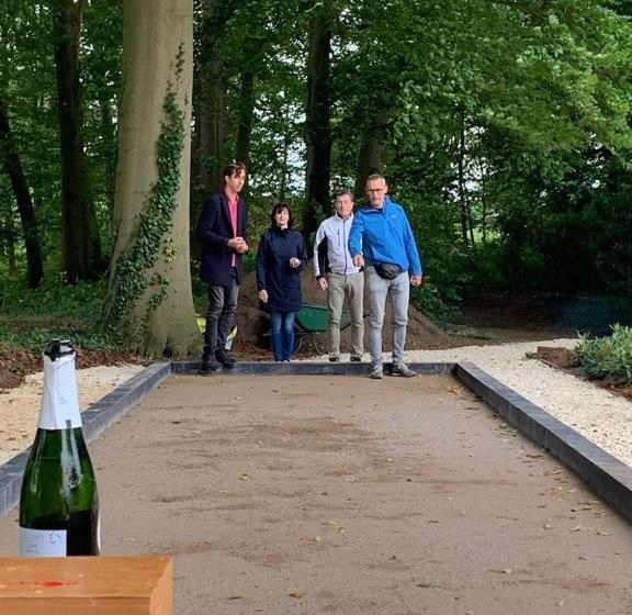 住所 Villa Rozenhof