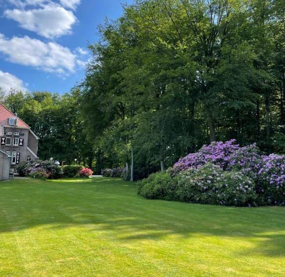 住所 Villa Rozenhof