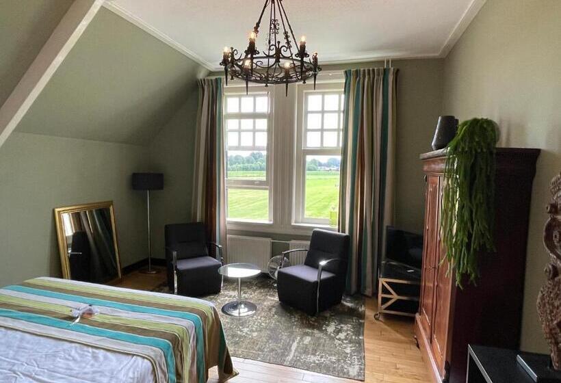 住所 Villa Rozenhof