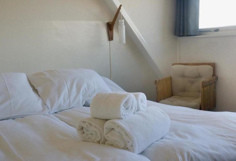Strandhotel Terschelling B&b