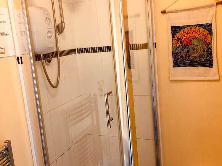 Hotel Hope & Anchor, Hadrian S Wall, Port Carlisle, Solway Firth, Area Of Natural Beauty