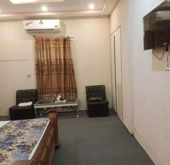 پانسیون Glorious Guest House &