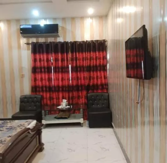 پانسیون Glorious Guest House &