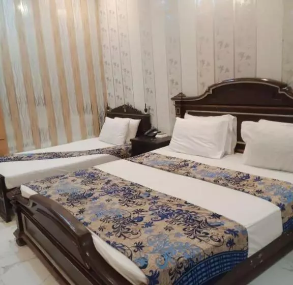 پانسیون Glorious Guest House &
