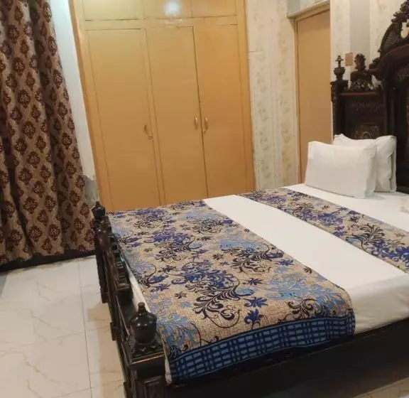 پانسیون Glorious Guest House &