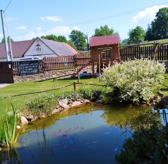 פנסיון Penzion Hrnčíře