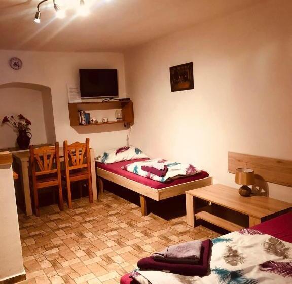 פנסיון Penzion Hrnčíře