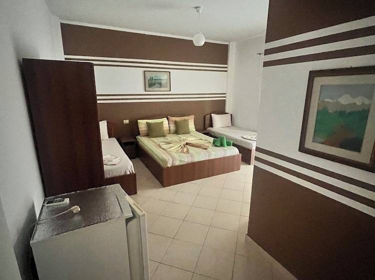 Bar Restorant Hotel “ Mani “