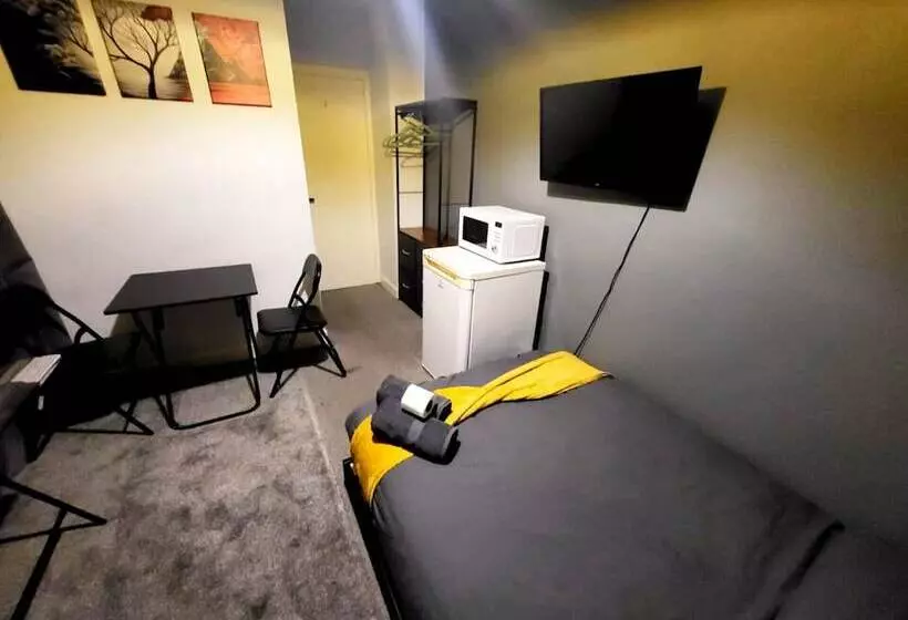 پانسیون Stay Sleep Rest De Gray
