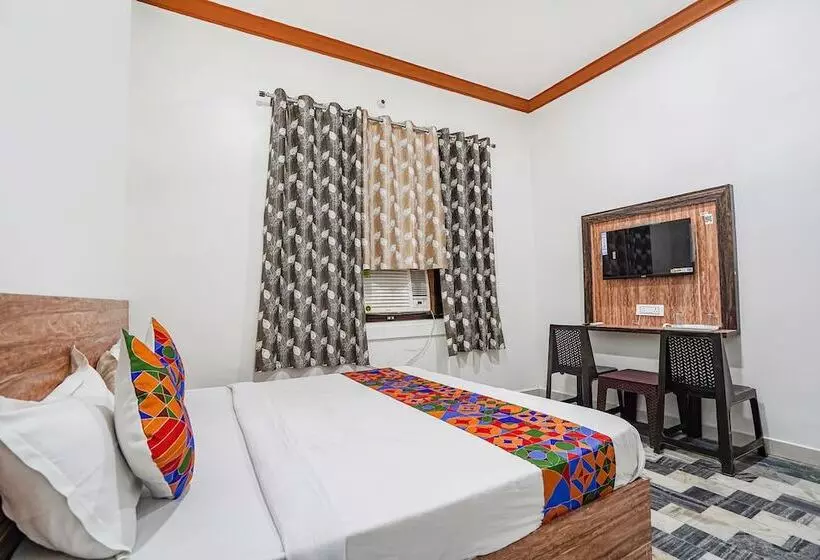 Fabhotel Shree Mahidev Palace