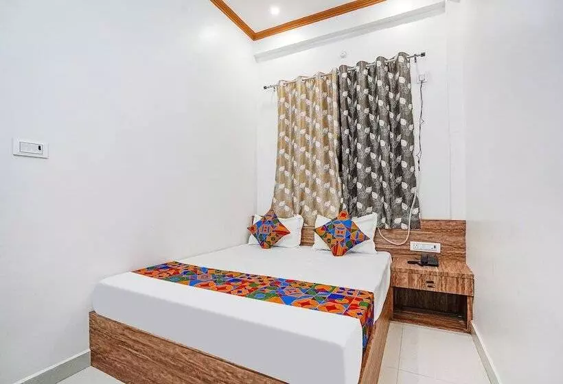 Fabhotel Shree Mahidev Palace