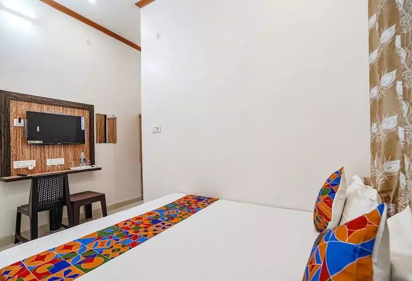 Fabhotel Shree Mahidev Palace