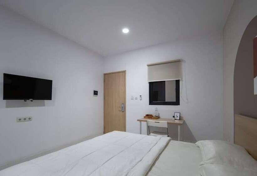 Otel Cove Aventurine