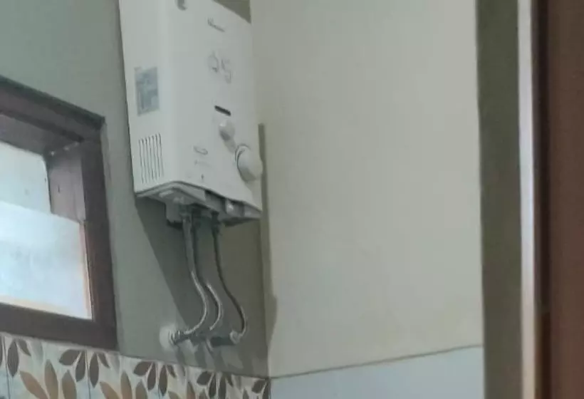 Hotelli Oyo 93892 Homestay Koe Syariah