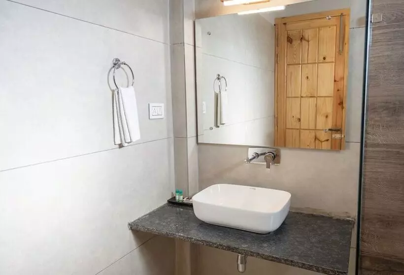 هتل The Forest By 3tree Group