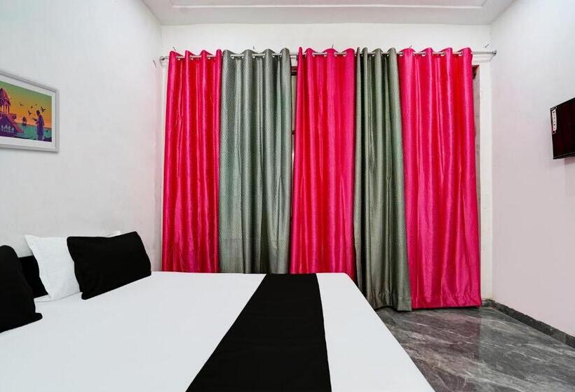 בית מלון כפרי Oyo Kvs Guest House