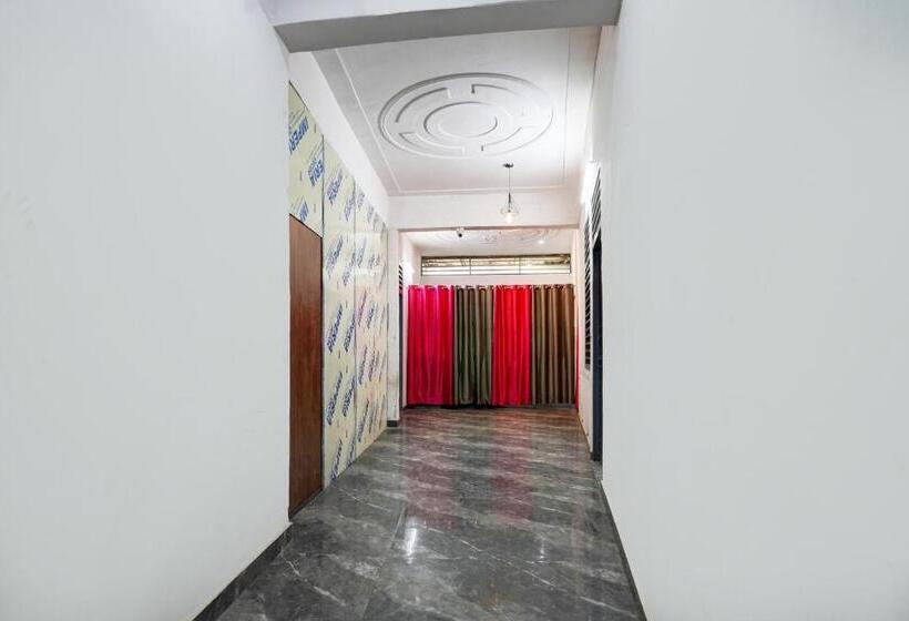 בית מלון כפרי Oyo Kvs Guest House