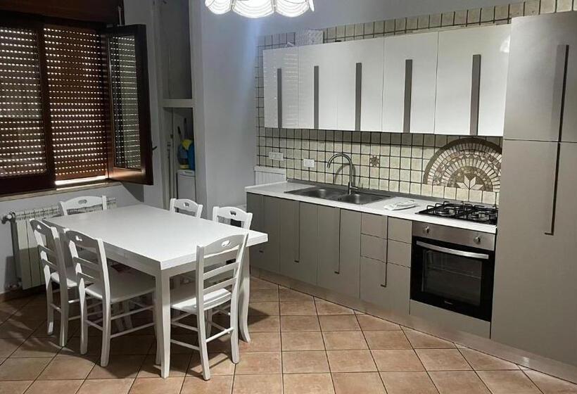 Aamiaismajoitus (B&B) Rifugio Sorrentino Casa Vacanza