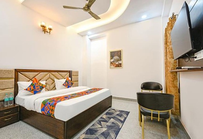 Fabhotel Mountain Inn